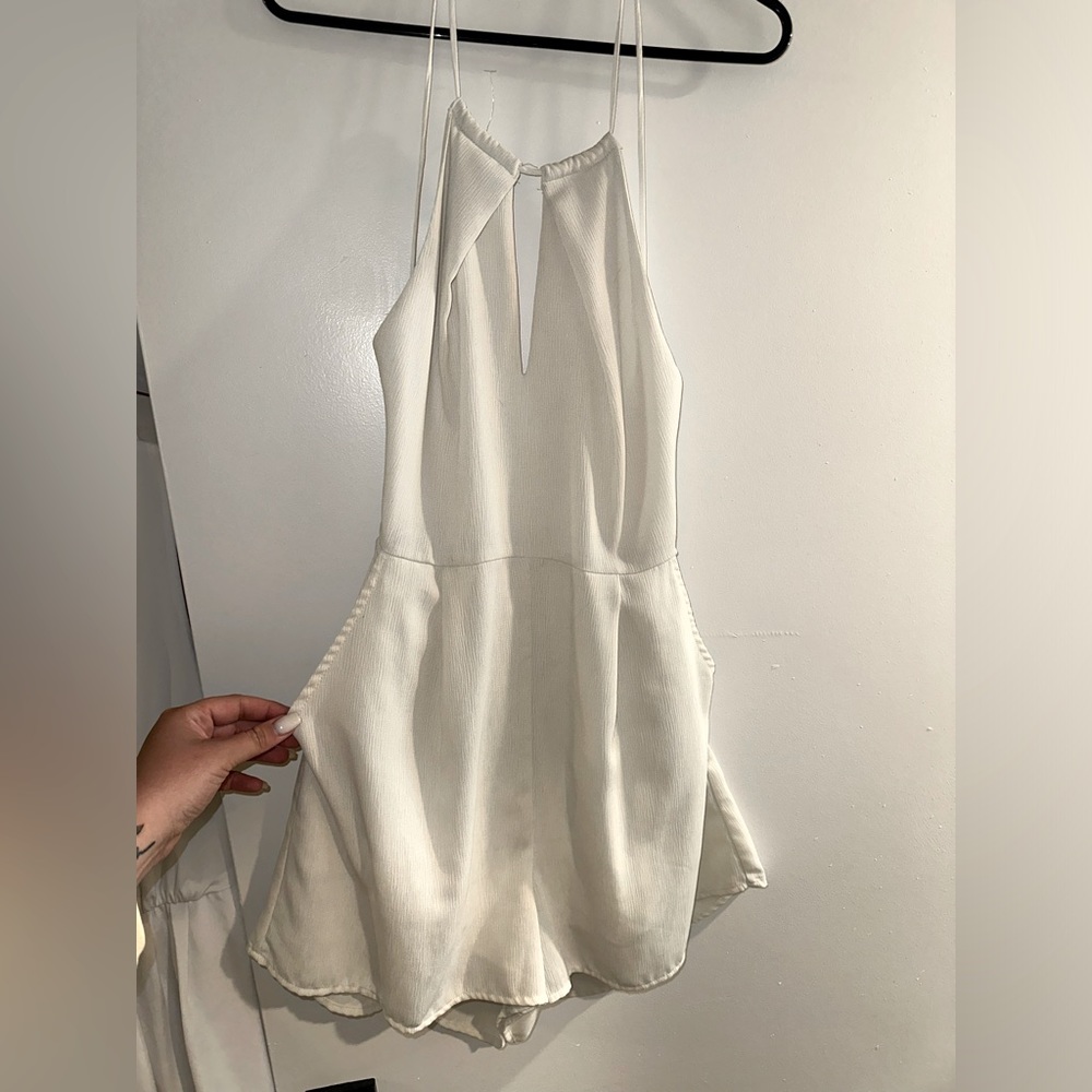 White Backless Mini Dress with Pockets size Medium